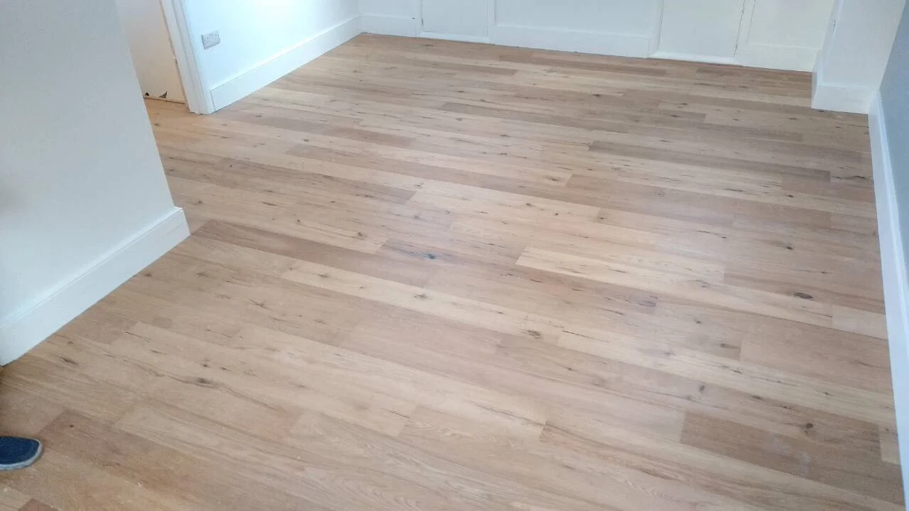 Wide Natural – Wide Natural – Engineered Oak Plank Flooring