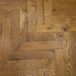 Golden Wheat – Golden Wheat – Engineered Oak Herringbone Flooring