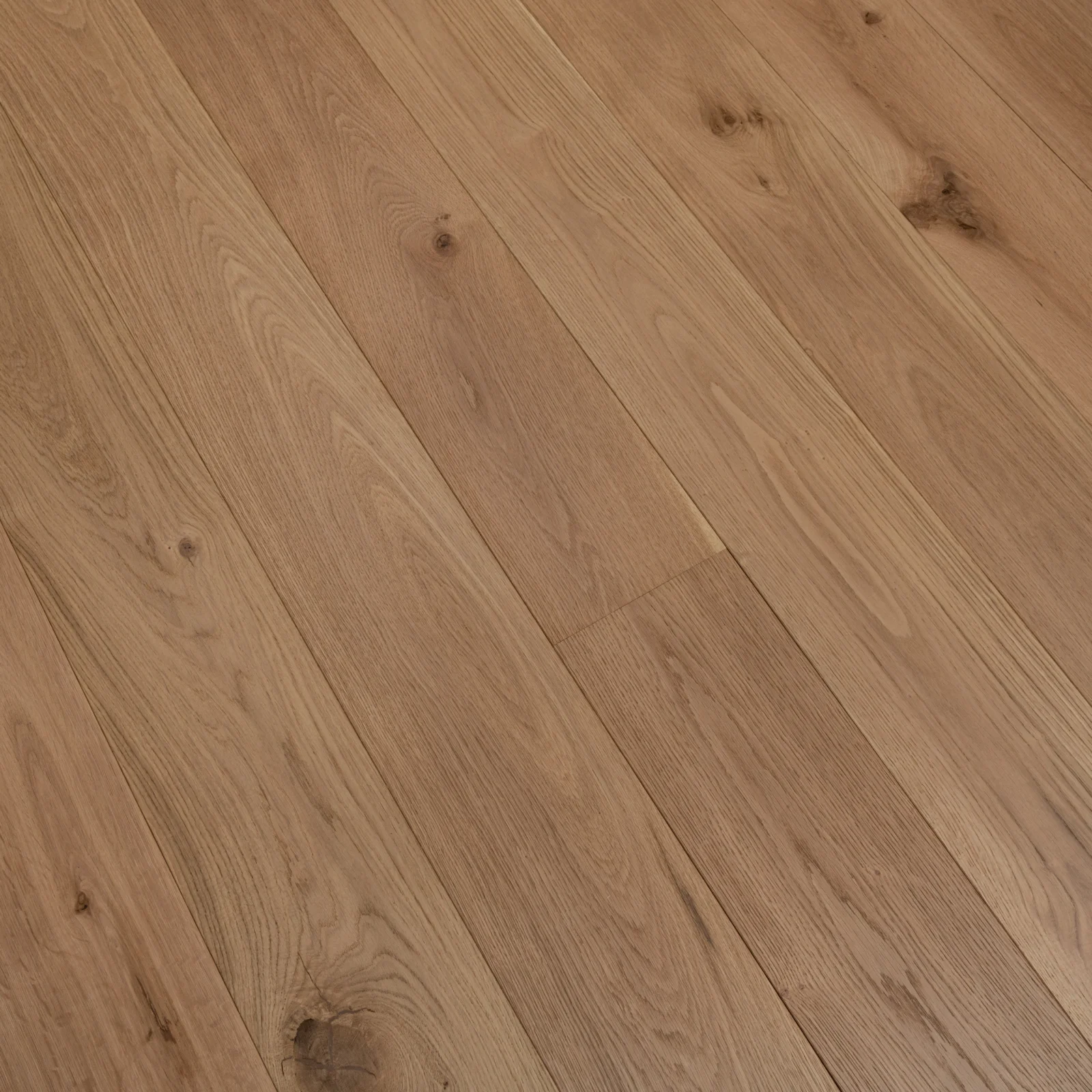 Rustic Brushed – Engineered Oak Plank Flooring - Image 3