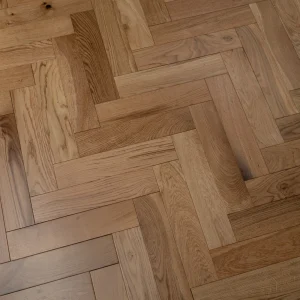 Natural Vibrant – Engineered Oak Herringbone Flooring